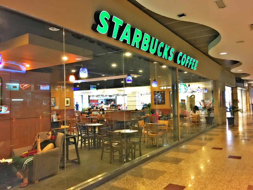 Man Fined Rm1 000 For Slapping Starbucks Staff